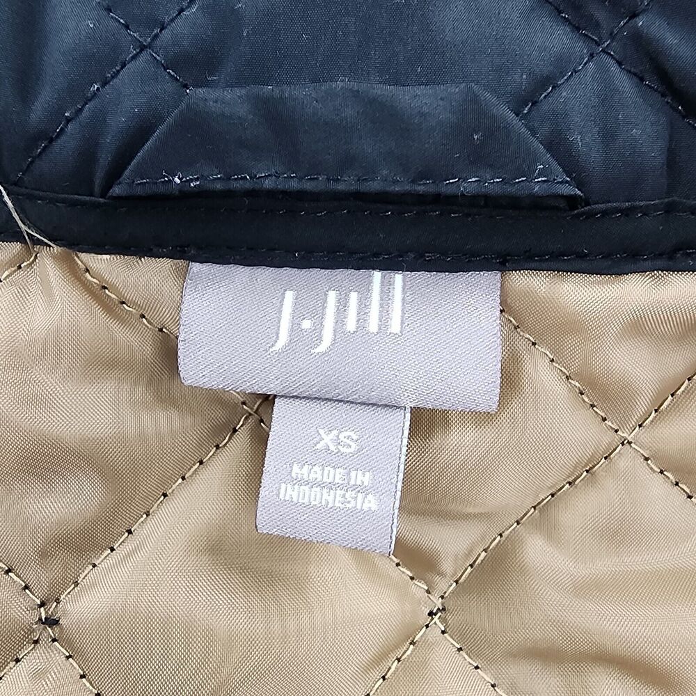 J Jill Vest Womens XS Black Heritage Quilted Button Down Lined Outdoor Hiking - Picture 2 of 16